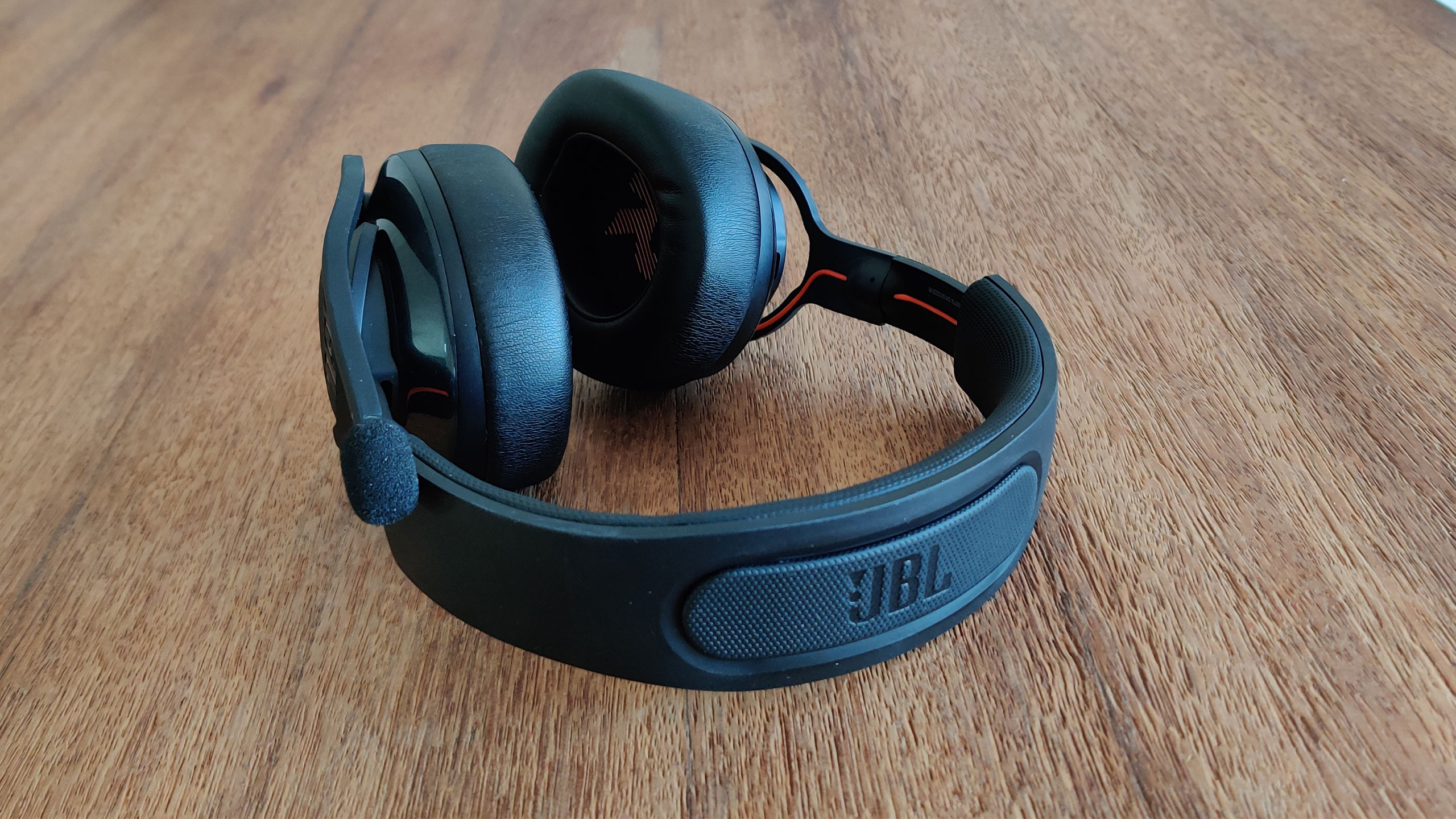 JBL Quantum 400