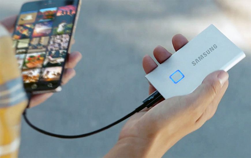 Samsung Portable SSD T7 Touch