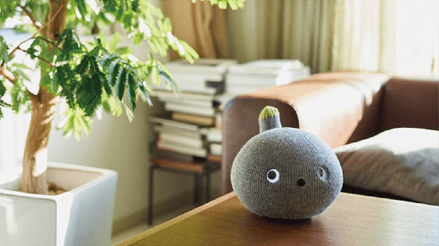 "Hugging" robot from Panasonic will dispel quarantine sadness