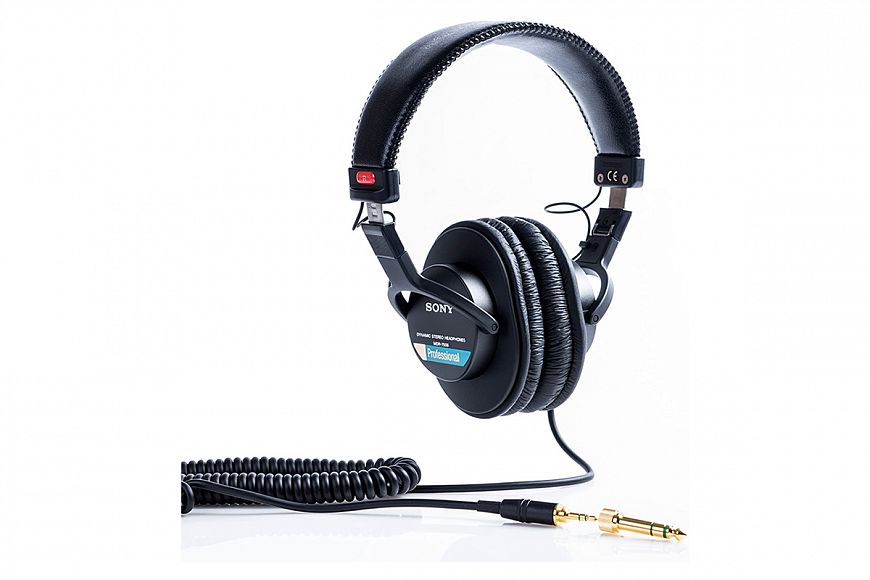 8. Sony MDR-7506