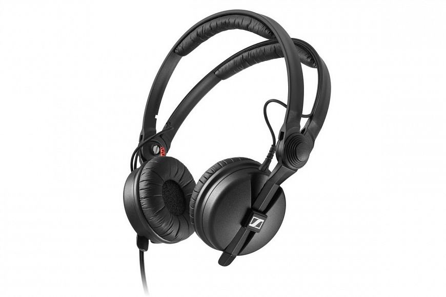 7. Sennheiser HD 25
