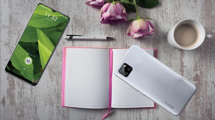 realme C20 realme C20 - entry-level "king of entertainment" with a capacious battery and a large screen