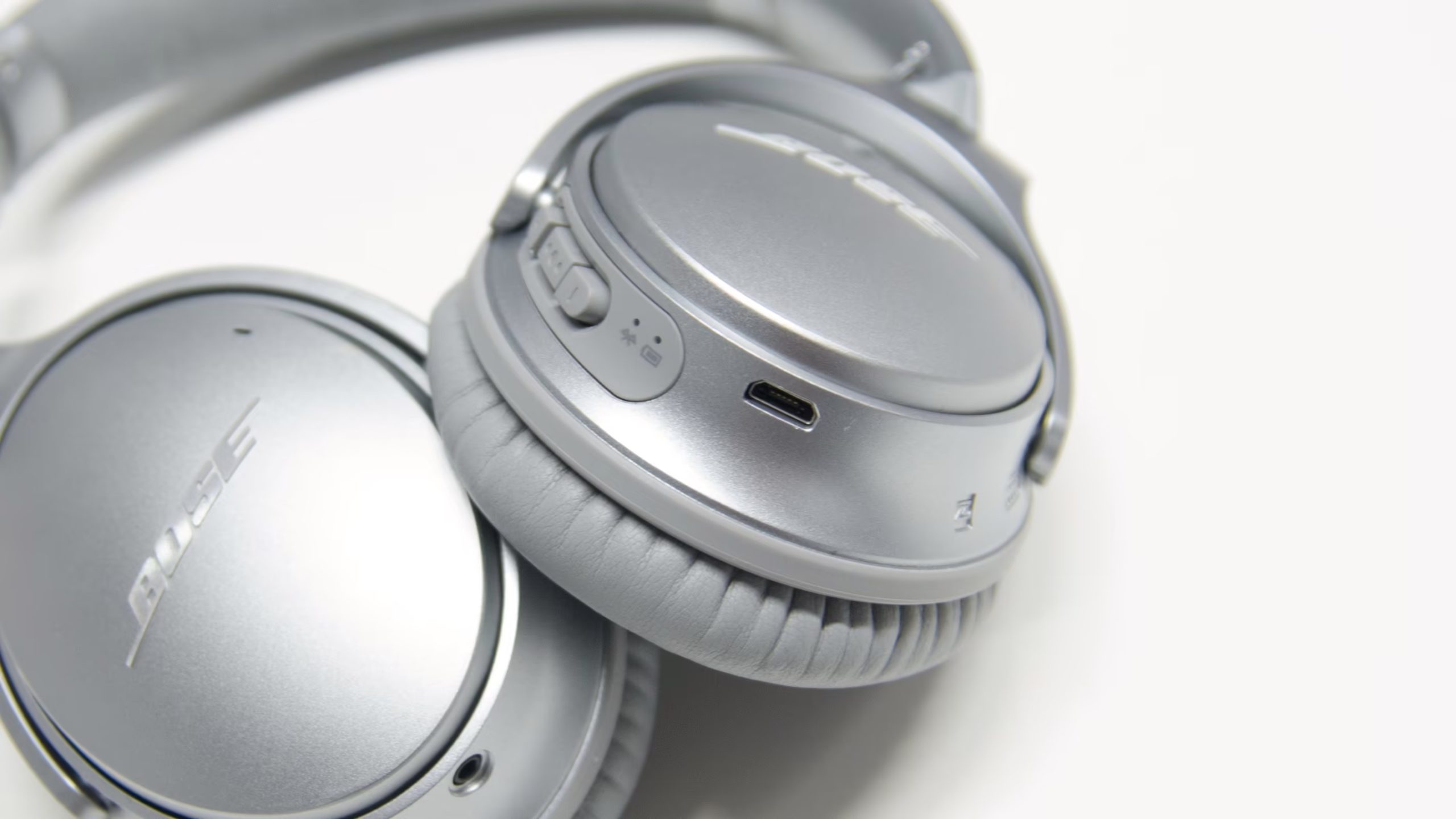 Bose qc35 ii vs QuietComfort 45