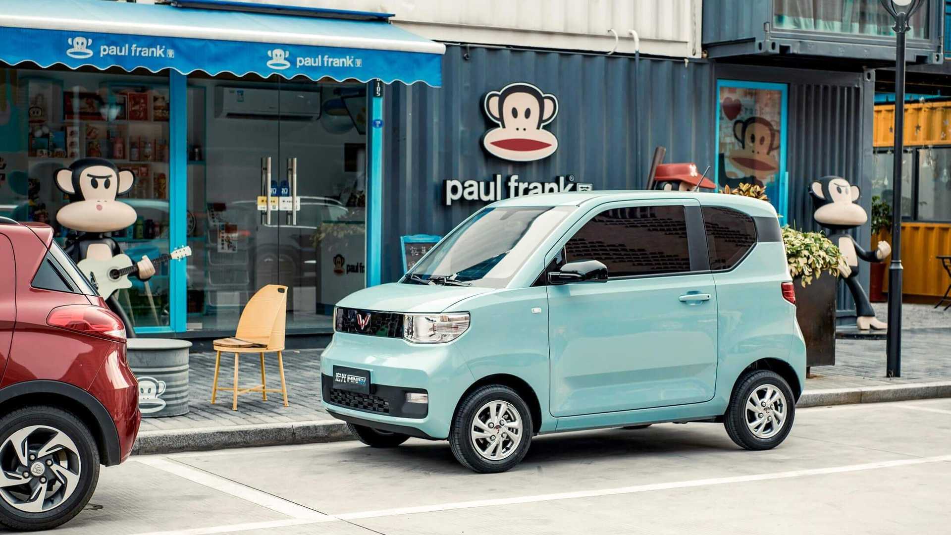 HongGuang Mini EV: The best-selling electric car in China and it costs less than $5,000