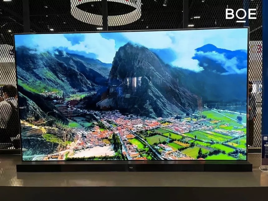 BOE unveils a prototype TV of the future