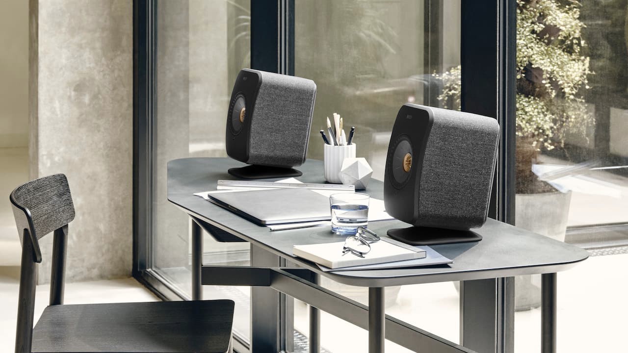KEF LSX II - upgrade compact speakers with Hi-Fi sound