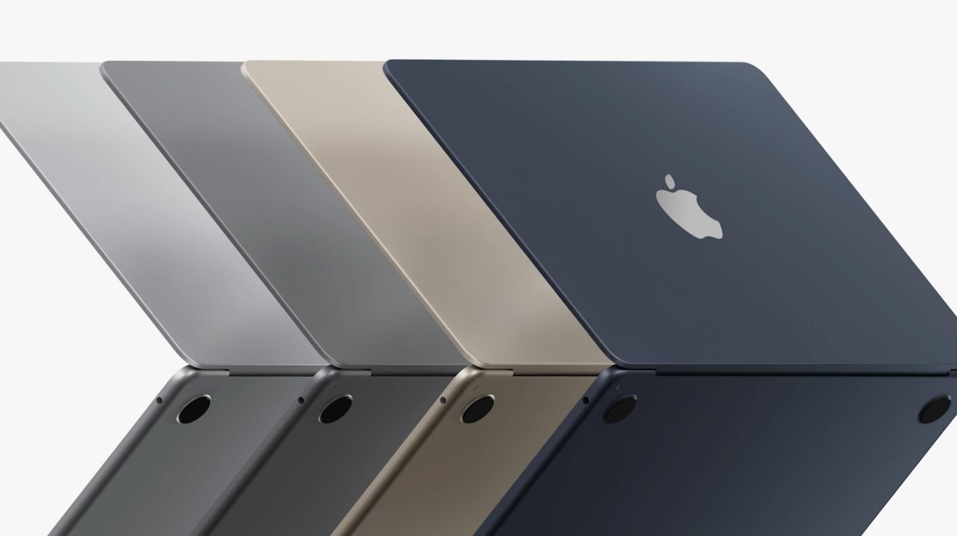 At the same time, two iPad Pros with the same type of matrix will be shown.