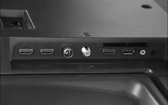 TCL 43P637 interfaces