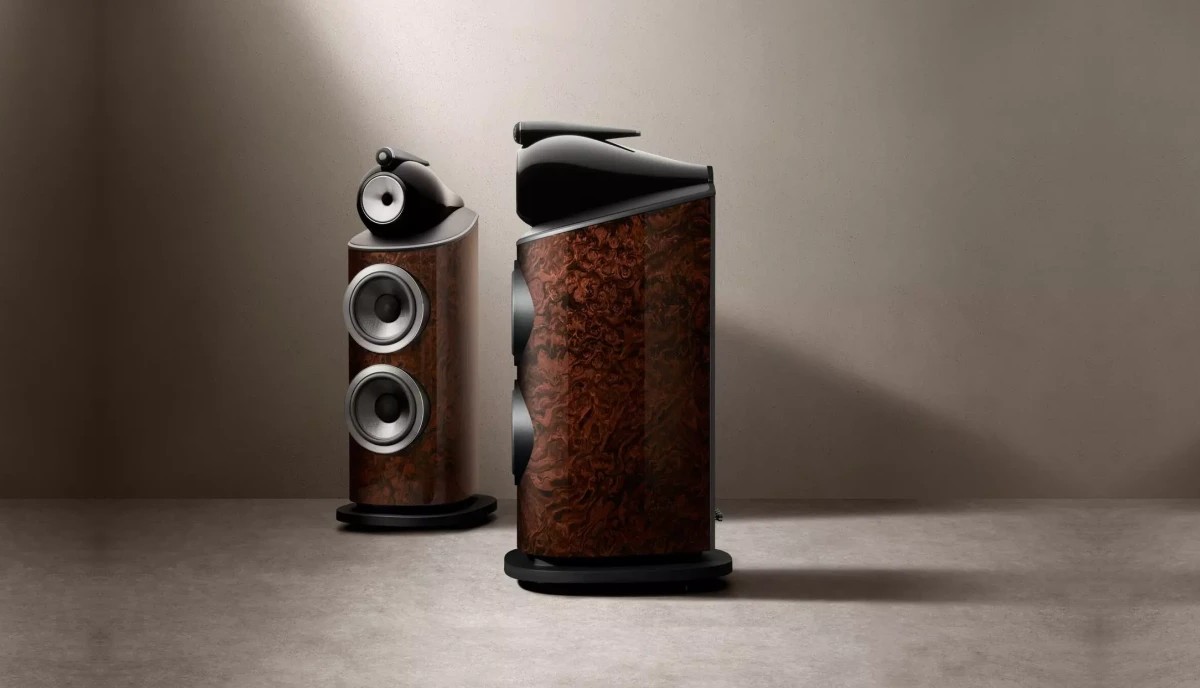 Bowers & Wilkins 800 Signature
