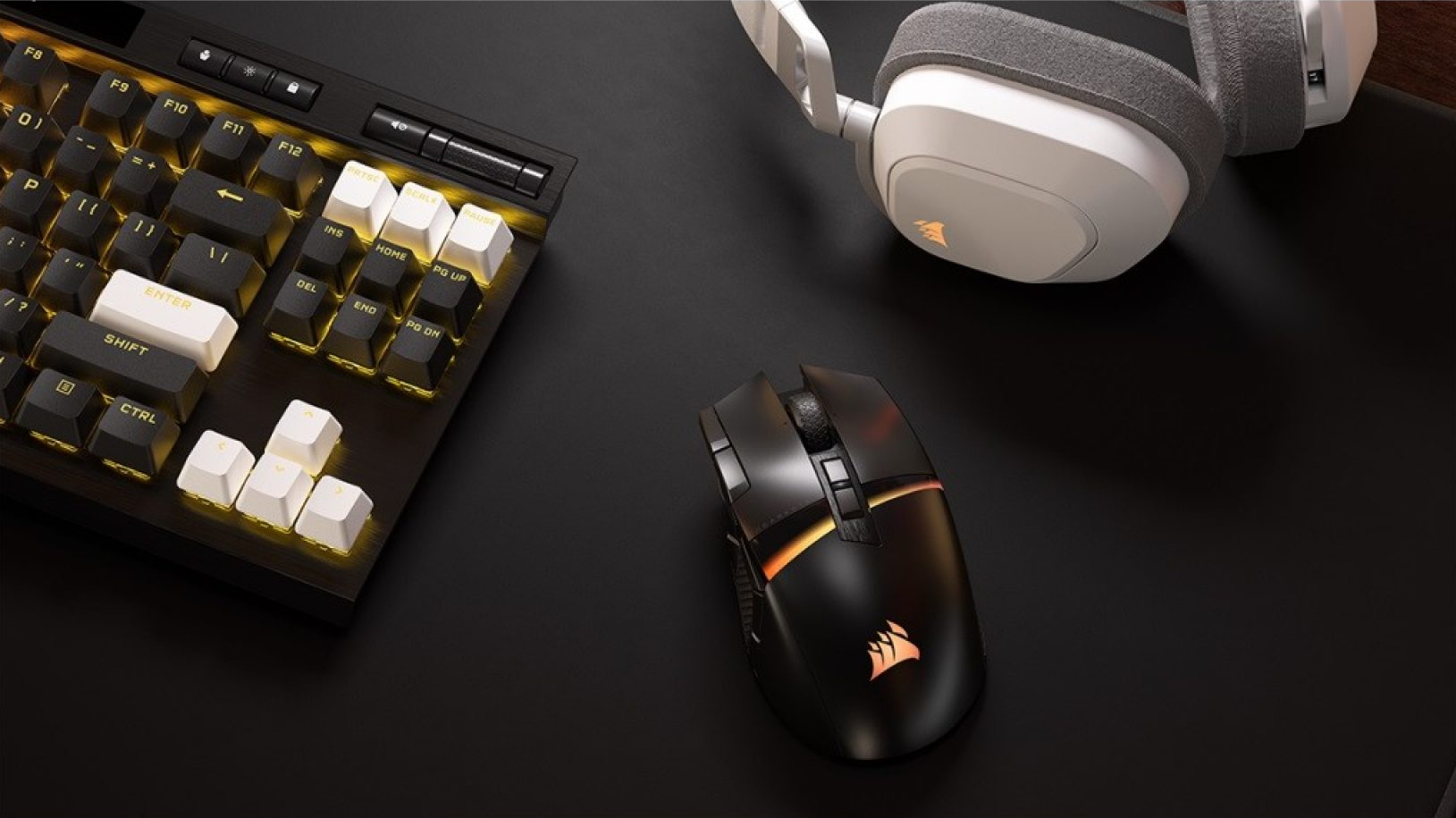Corsair launches Darkstar high-end wireless gaming mouse