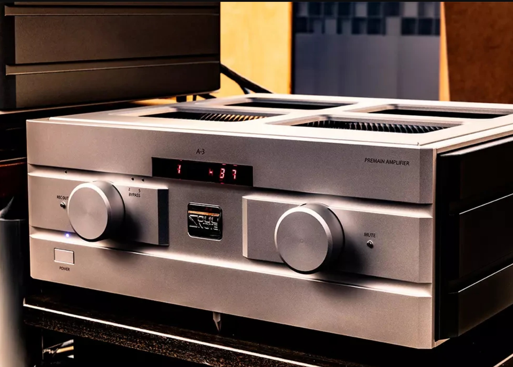 SOULNOTE A-3 - pre plus two monoblocks in one case