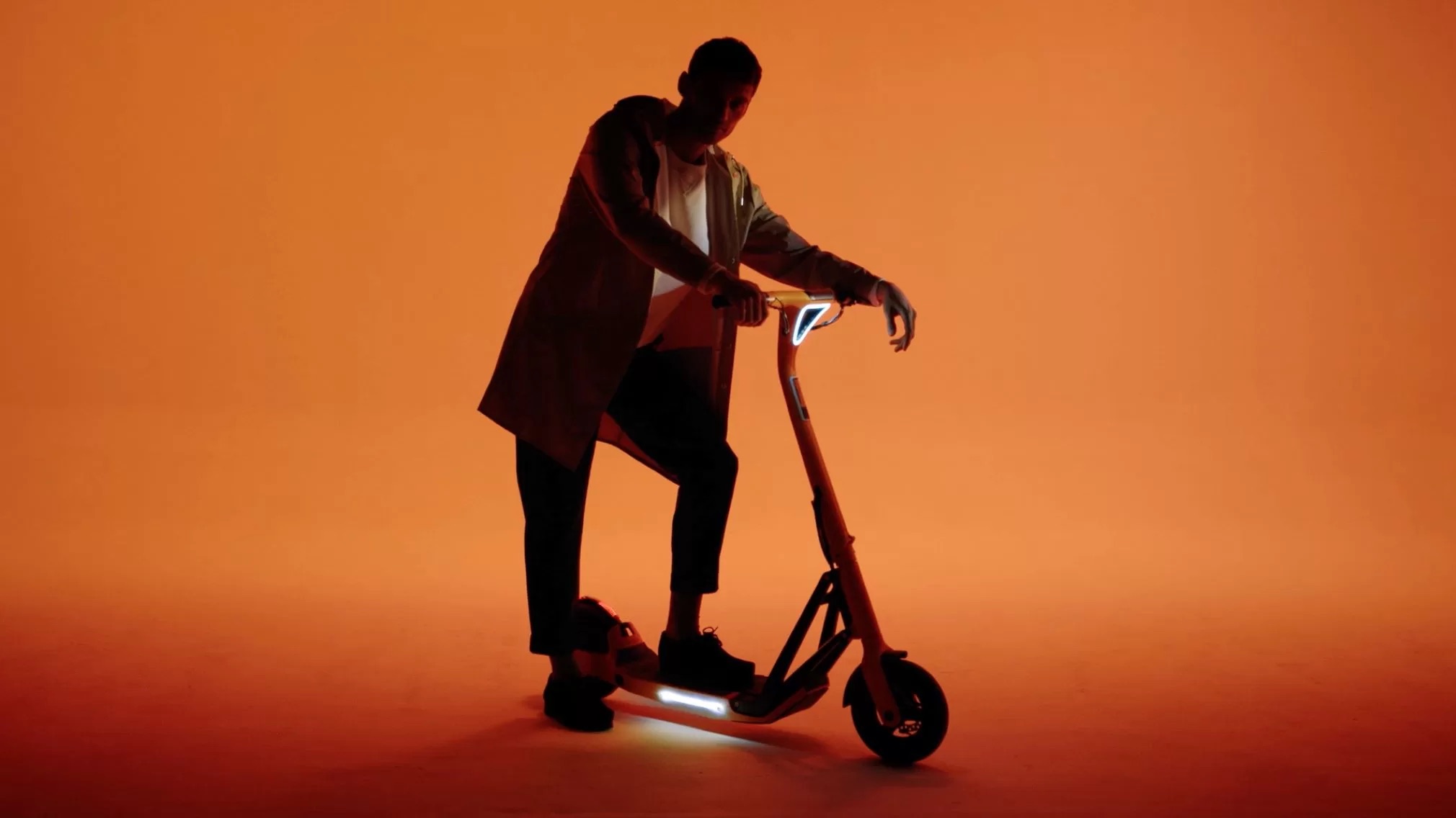 McLaren unveils $2000 electric scooter