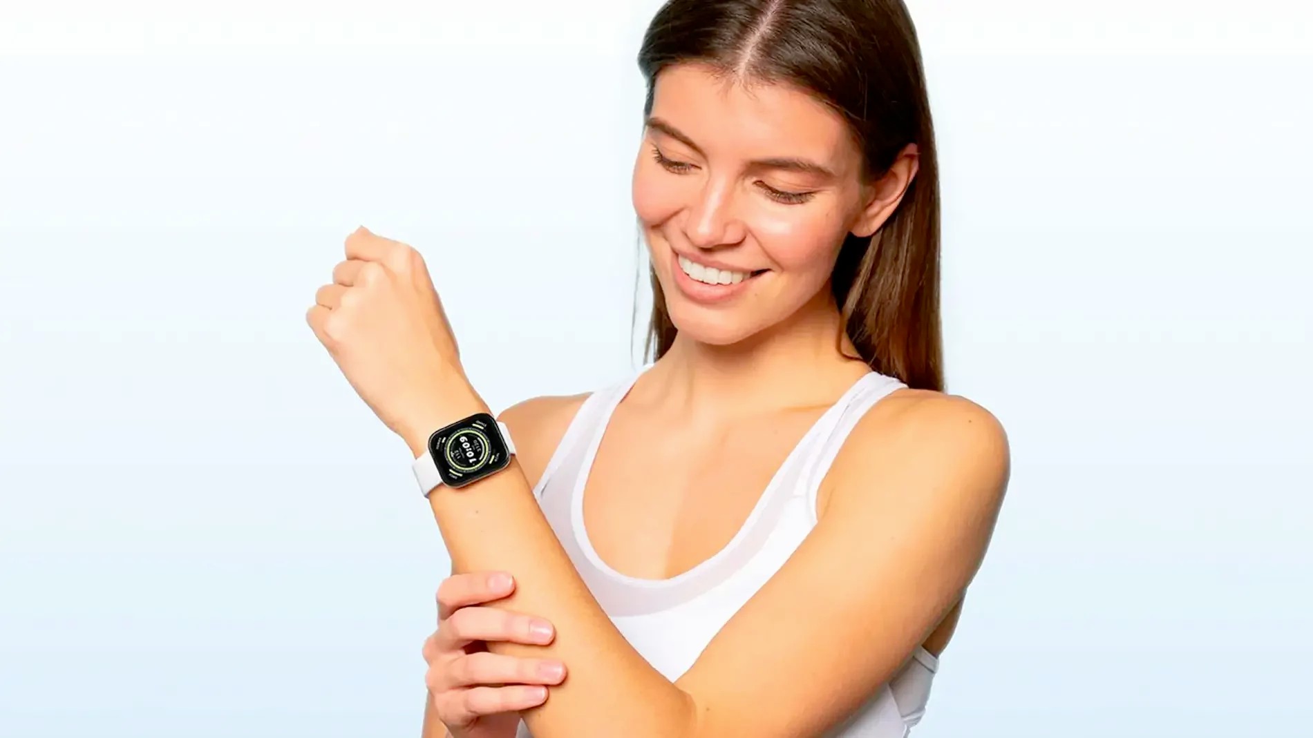 HUGE DISPLAY, 120 SPORTS MODES AND LOW PRICE