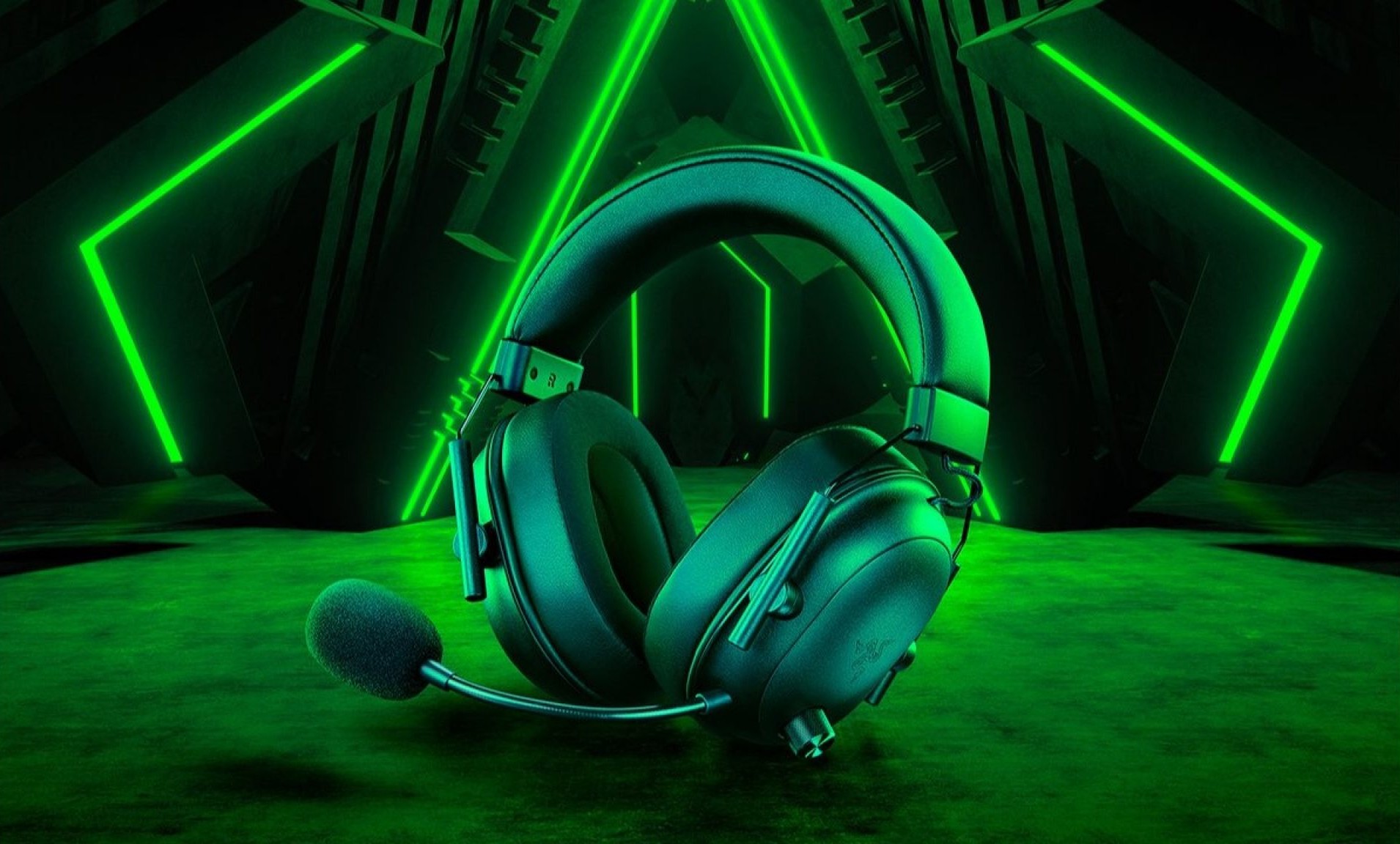 BlackShark V2 HyperSpeed: Competitive gaming headphones from Razer
