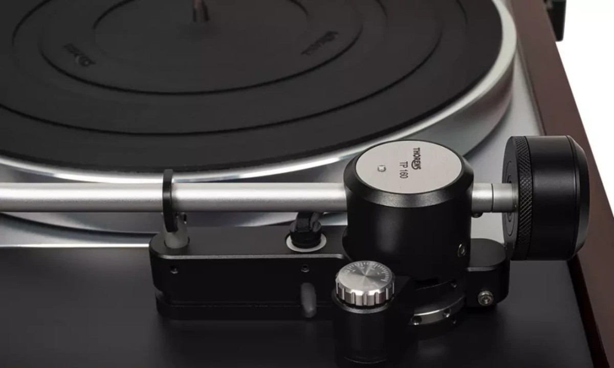 Thorens TP 160