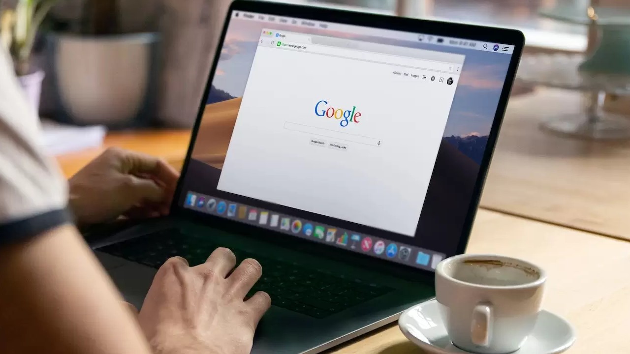 CHROME ALLOWS YOU TO DELETE HISTORY AND DATA FROM THE LAST 15 MINUTES. SO FAR ONLY IN CANARY
