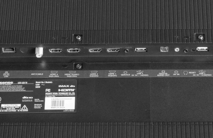 Hisense 65UXKQ interfaces