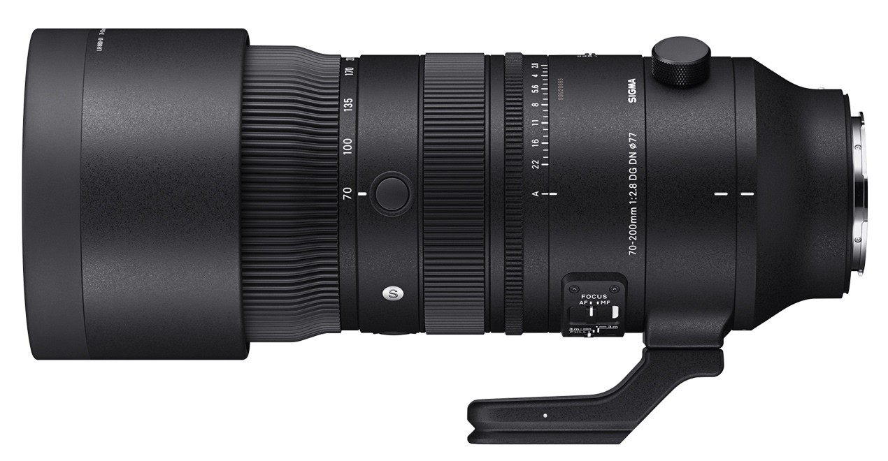 Sigma 70-200mm F/2.8 DG DN OS Sports lens