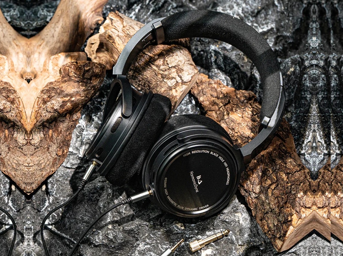 HarmonicDyne Black Hole