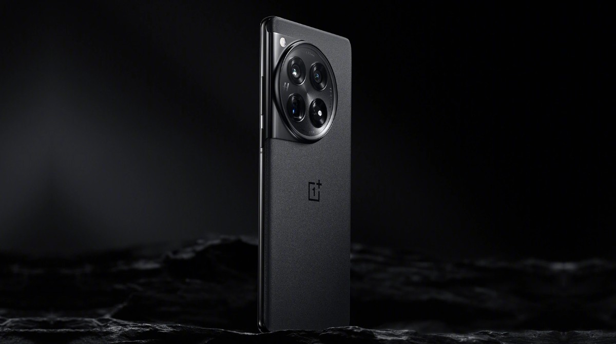 OnePlus 12 smartphone with next generation Sony matrix presented