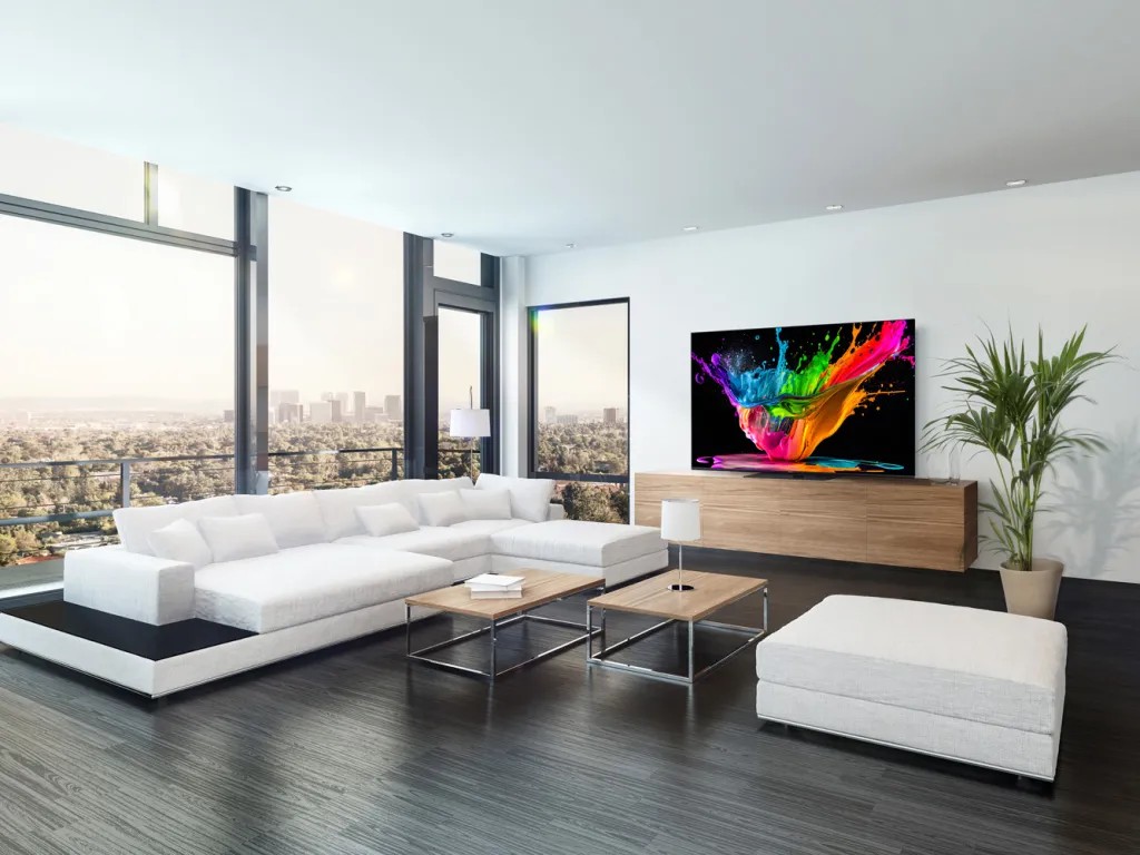 The inexpensive OLED TV Panasonic TX-55MZ700 gives the impression of a high-quality model and is actually no different from expensive OLED models. 