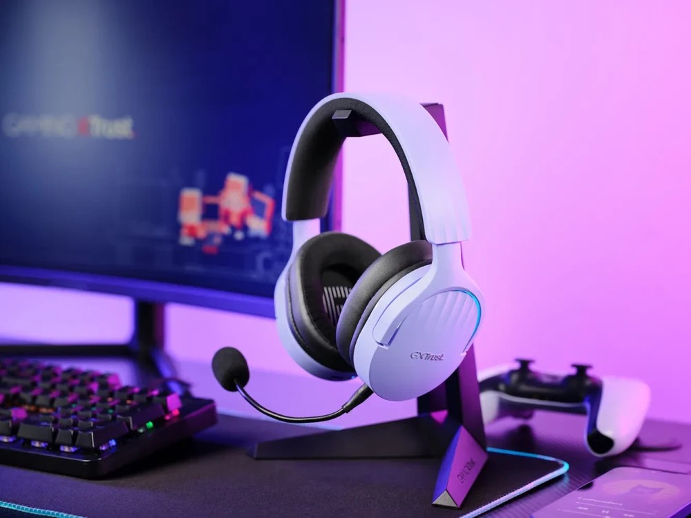 Trust Fayzo Wireless gaming headset for simultaneous connection to PC and smartphone