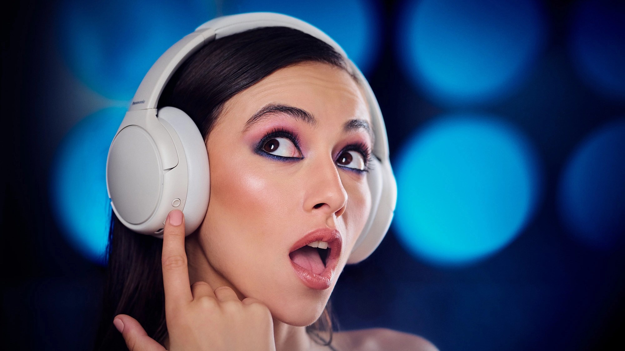 Panasonic's latest headphones appear to be strong contenders in the noise-cancelling market