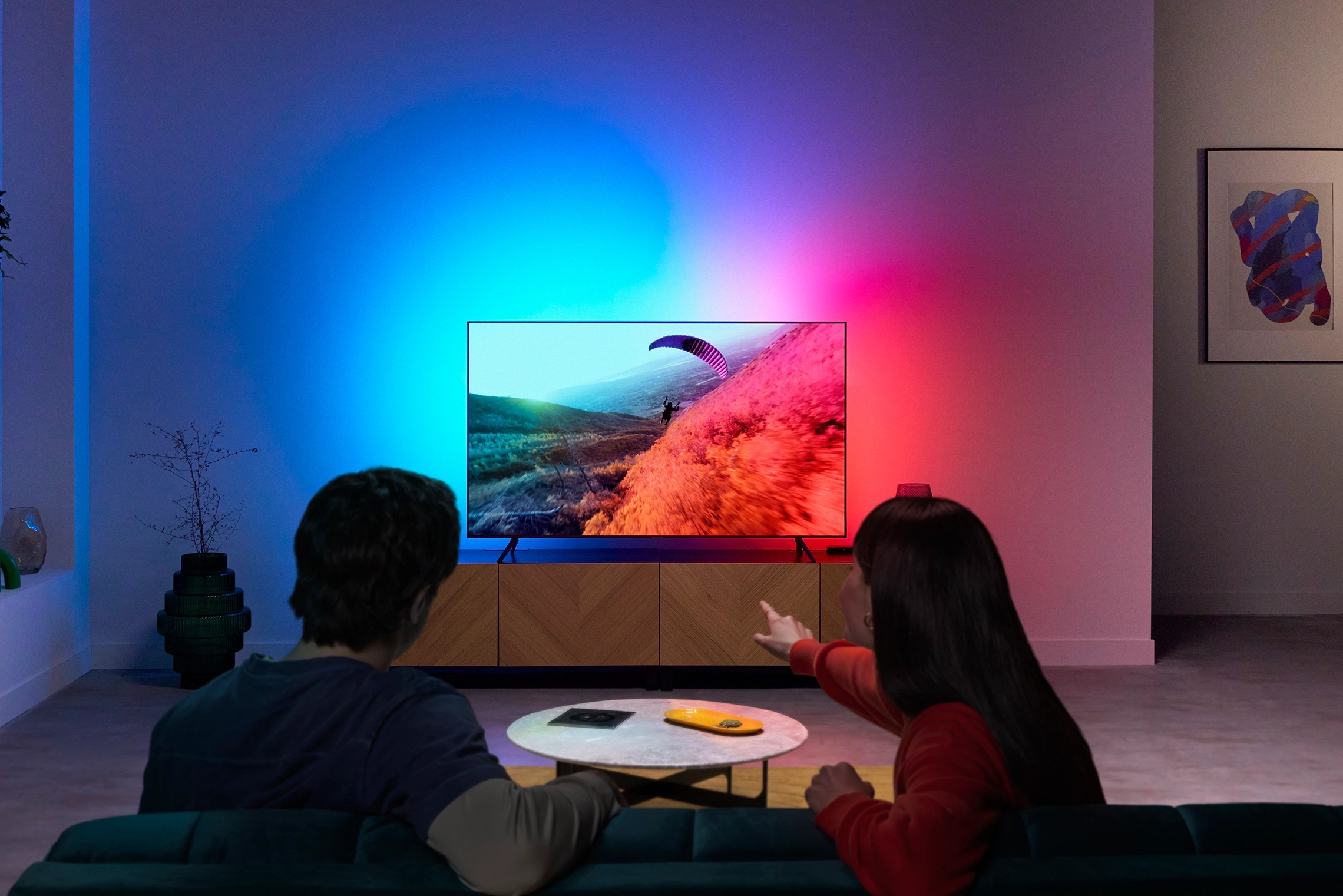 WiZ HDMI Sync Box: Affordable Ambilight Experience Without the Premium Price
