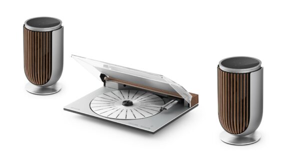 Bang & Olufsen Revives an Audiophile Icon with the Beosystem 3000c