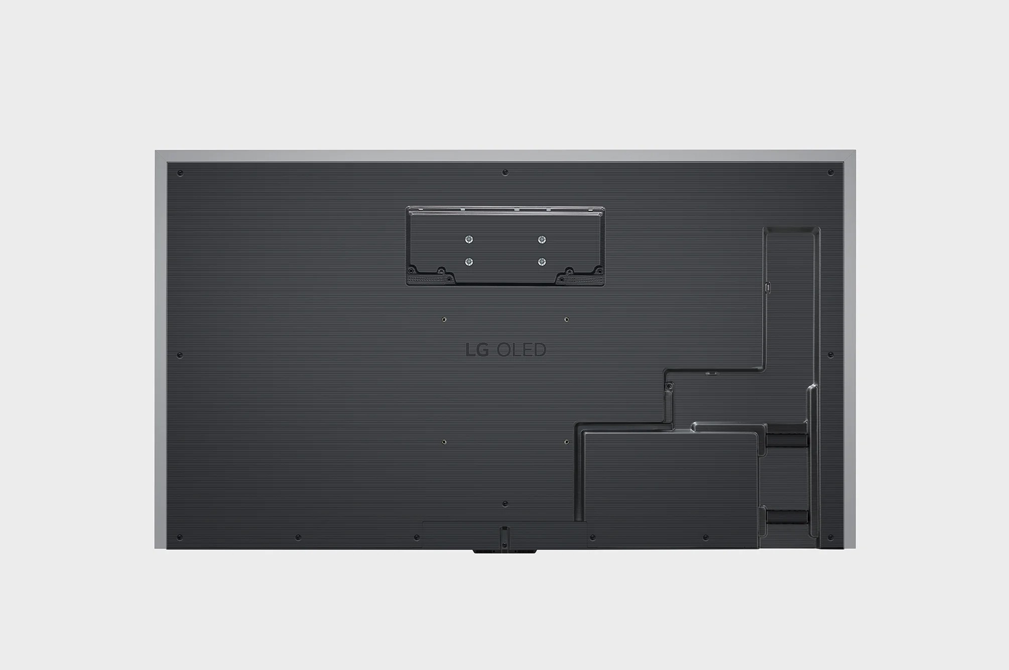 All connections for external device are located in a cube-shaped radio unit that LG calls Zero Connect.