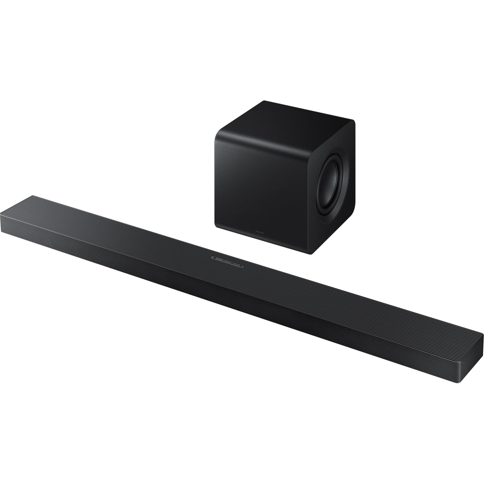 In terms of design, the Samsung HW-QS700F soundbar looks elegant. 