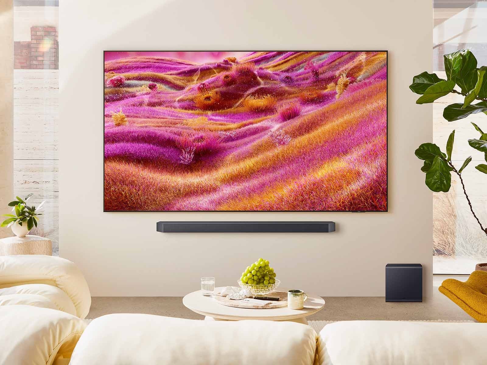 Thanks to its quantum dot panel and Mini-LED backlight, the Samsung 75QN90F produces bright, vibrant images.