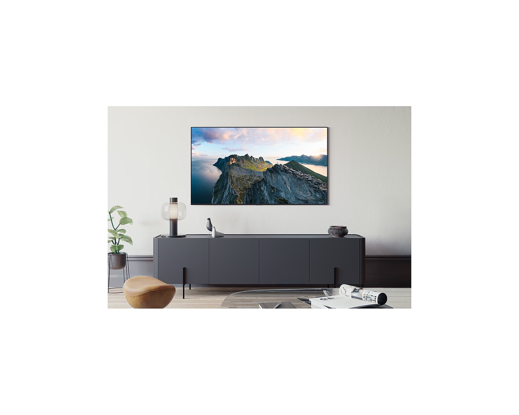 The Samsung 65QN80F's core specialty is producing excellent 4K HDR images, but it also handles more traditional HD and SDR formats well.