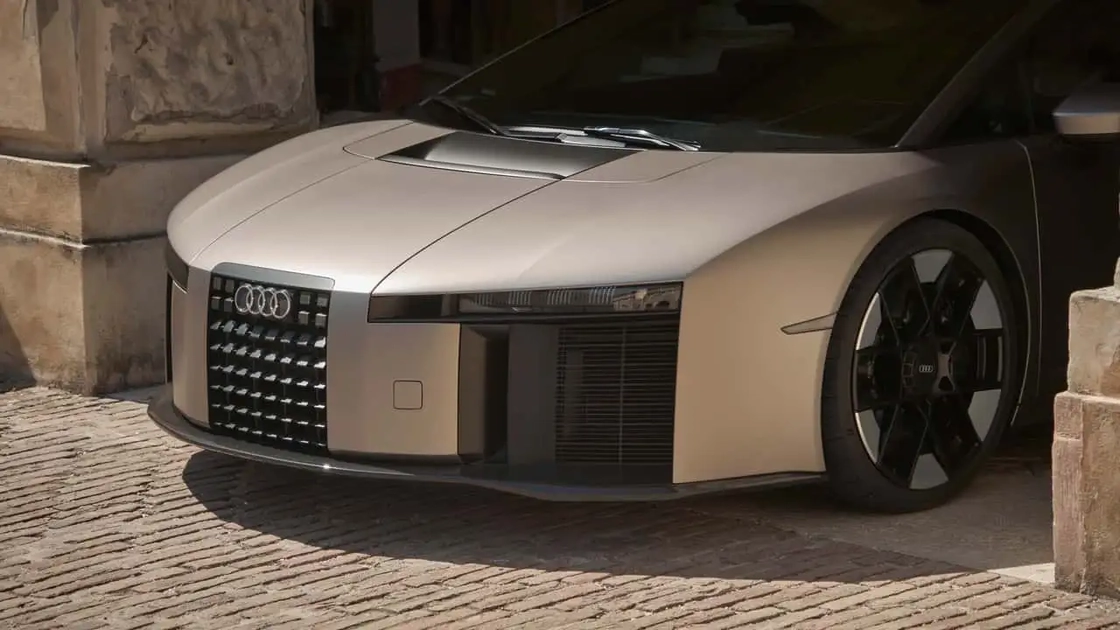 Audi Nuvolari plug-in hybrid hypercar with carbon bodywork