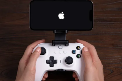 Apple’s Rumored iPhone Controllers Could Arrive Under the Beats Brand