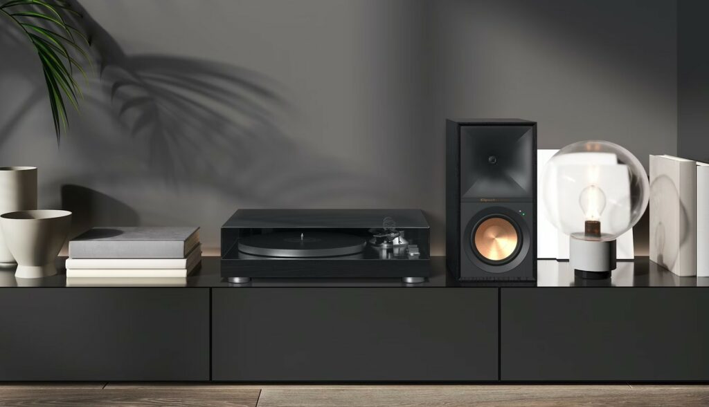 Klipsch launches R-40PM and R-50PM bookshelf speakers with Bluetooth and phono equalizer
