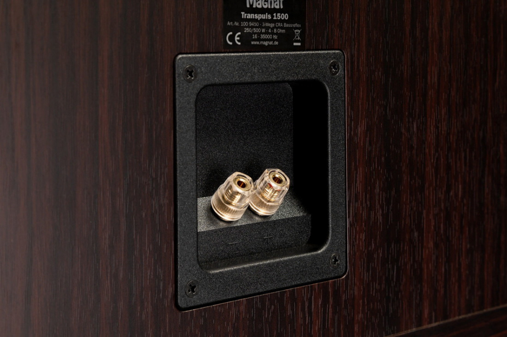 SVS 1000 Pro Series Subwoofers: App Control Meets Serious Low-Frequency Engineering 8 SVS 1000 Pro series powered subwoofer