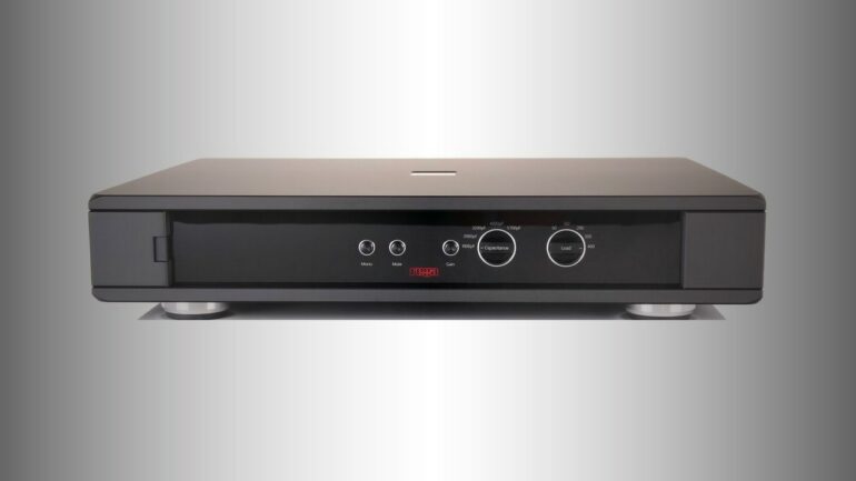 Rega Aura Reference MC: Perfectly balanced phono stage 23 Rega Aura Reference MC