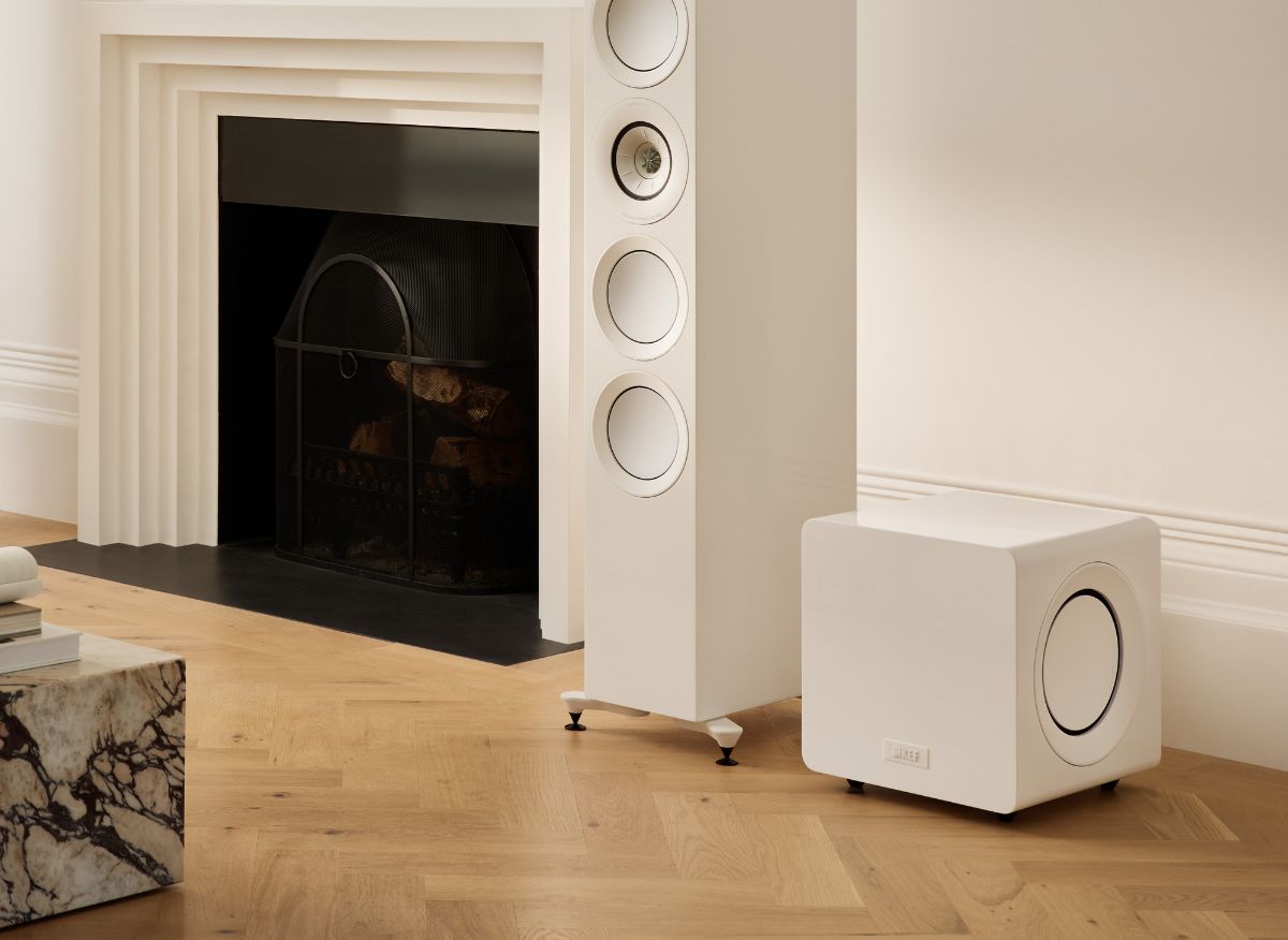 KEF KC92: Elegant and powerful subwoofer 8 KC92 01