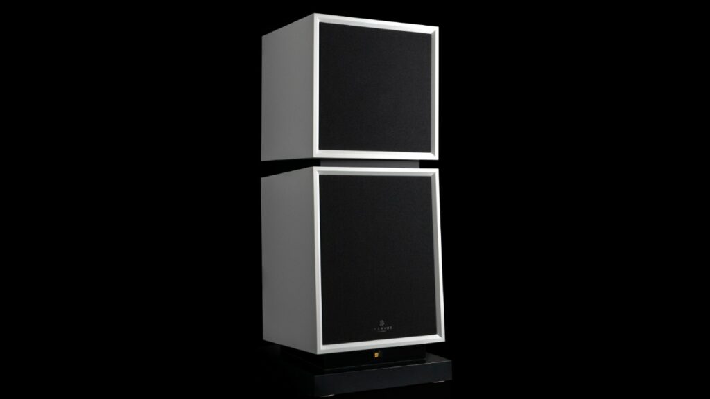 Lyravox Karlmann Monolith