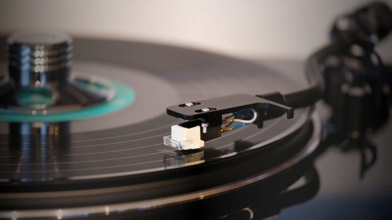 Most common questions about vinyl players and more 13 Most common questions about vinyl players and more