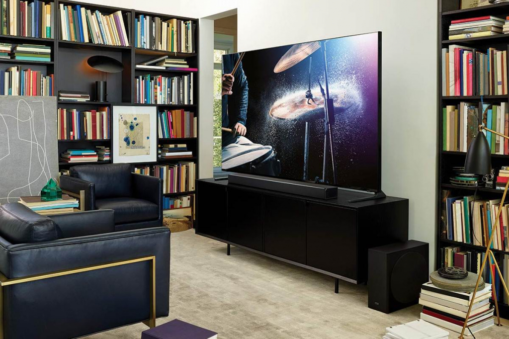 Samsung HW-Q90R 8.jpg
