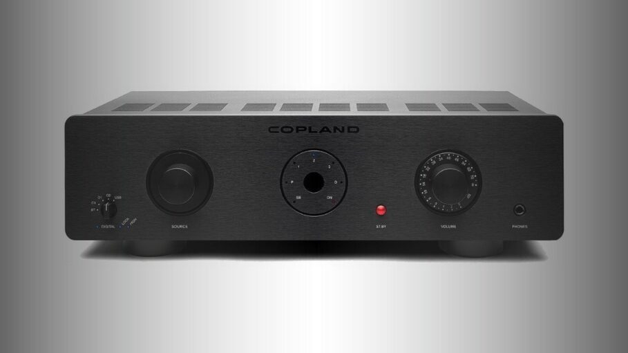 Copland CSA-70: Integrated amplifier with analog and digital inputs 9 Copland CSA-70