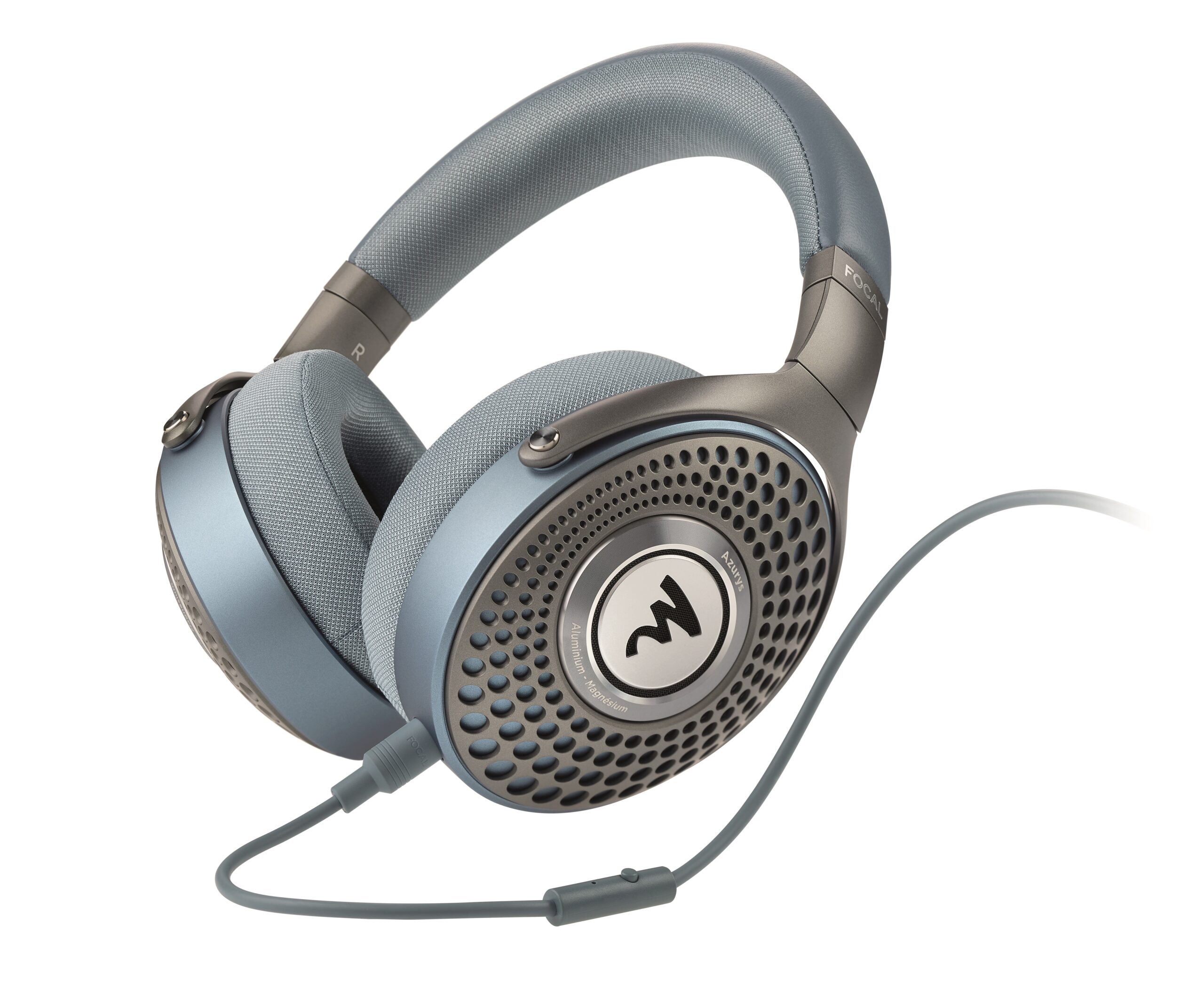 Focal Hadenys and Azurys Bring One Driver to Two Different Roles 3 Focal Hadenys open-back and Azurys closed-back over-ear wired headphones