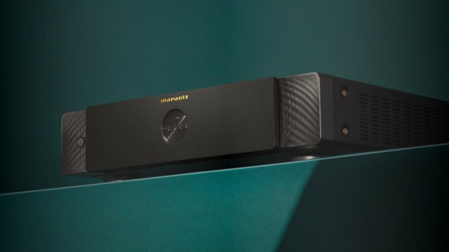Marantz Model M4: Multi-channel amplifier for multiroom systems 13 Marantz Model M4