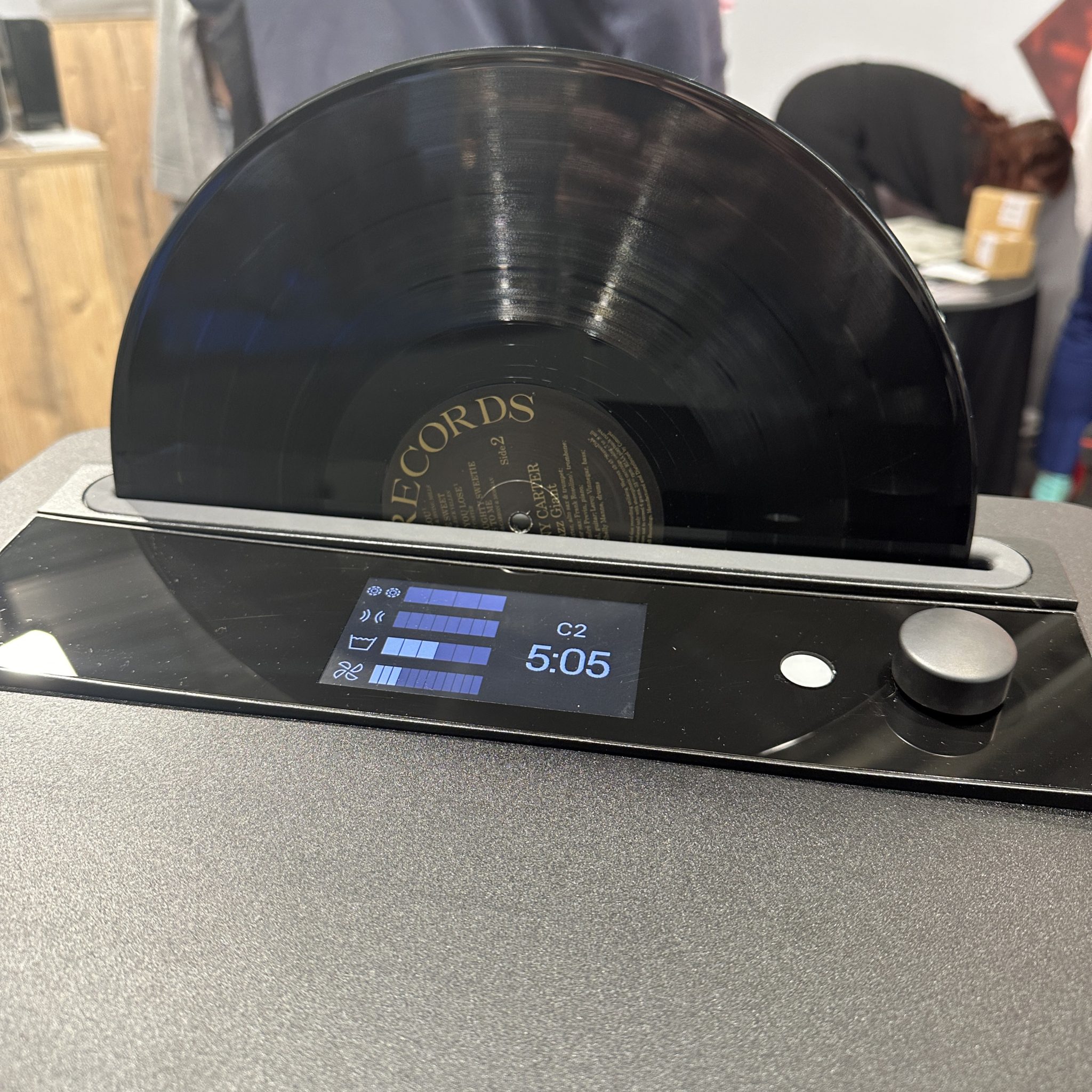 Degritter Fonoteek: Cleaning vinyl records at the highest level 2 20241009220600 2024 10