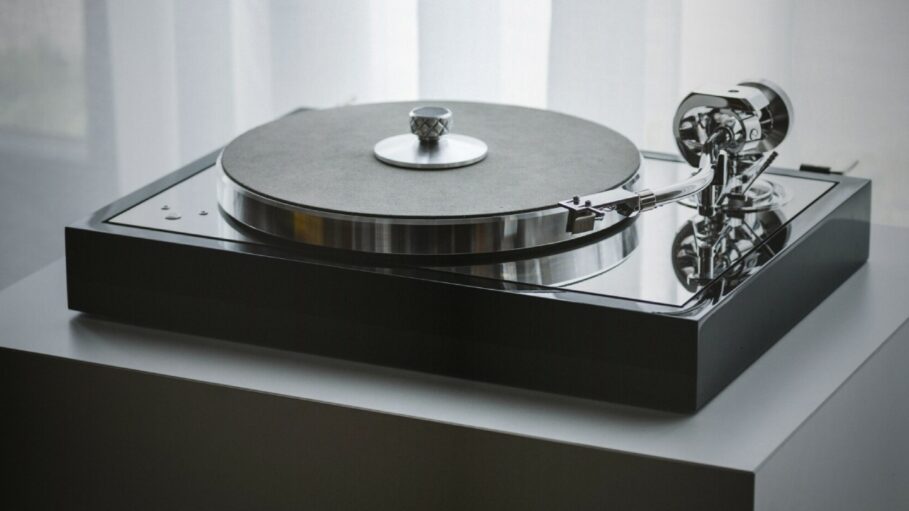 Pro-Ject The Classic Reference turntable unveiled 22 Pro-Ject The Classic Reference