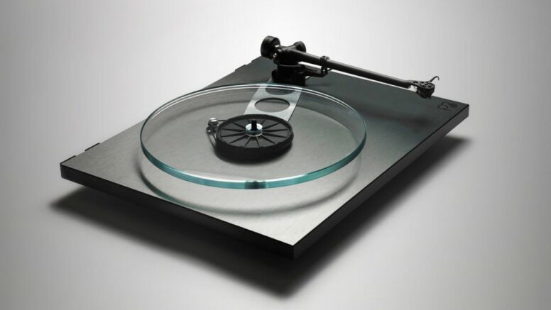 Rega Planar 3 RS Edition: Ready to play turntable 13 Rega Planar 3 RS Edition