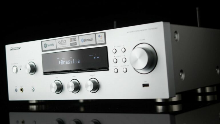 Pioneer SX-N30AE: An exceptionally versatile stereo receiver 18 Pioneer SX-N30AE