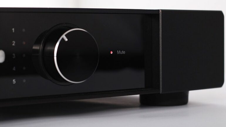 Rega Elex-R: Powerful, high-end integrated amplifier 6 Rega Elex-R